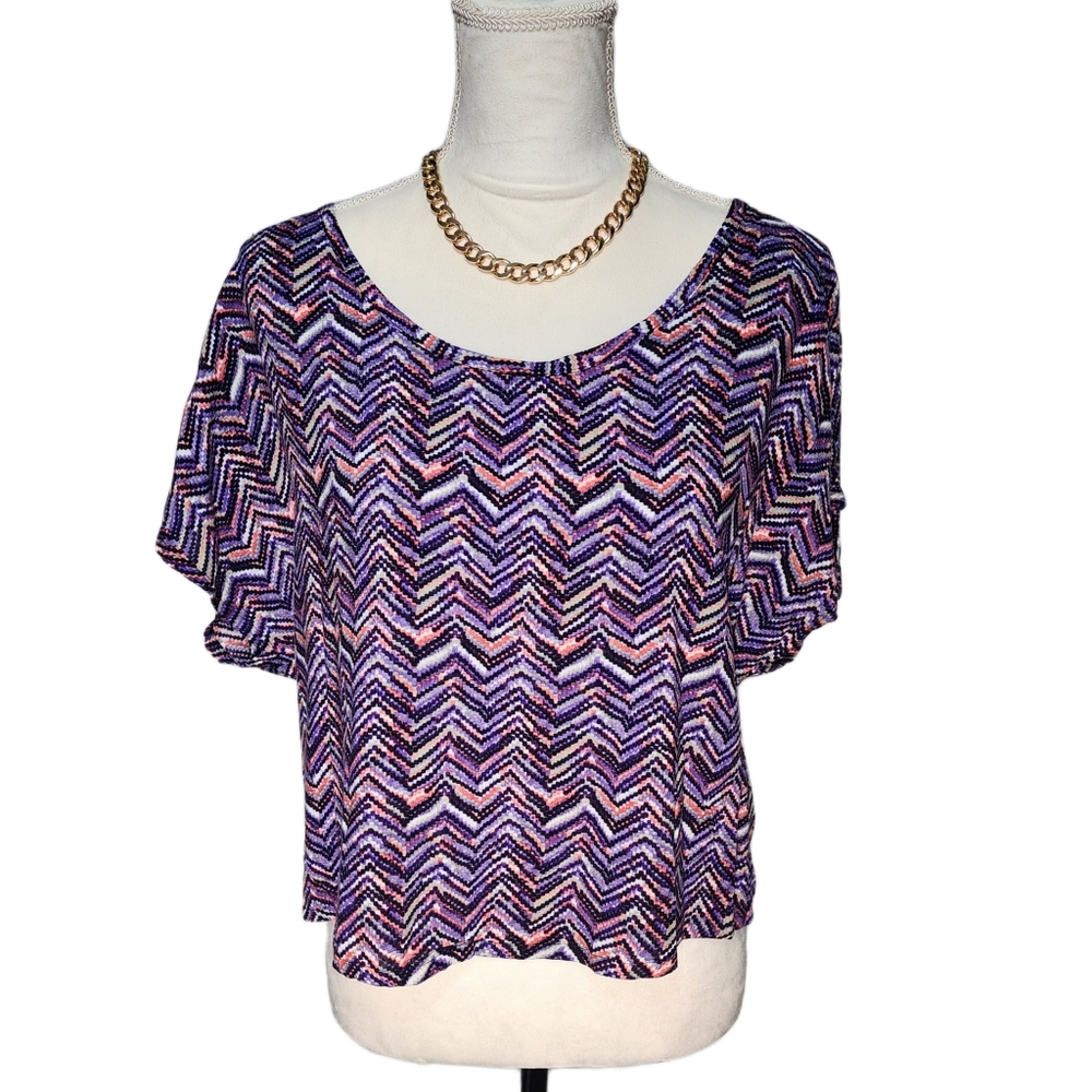 Material Girl, Crop-Top w/ Cut-out back!!! Y2k Size: XL